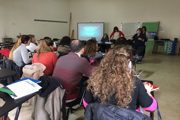 TALLER DICTADO EN TANDIL EL 02/09/2017