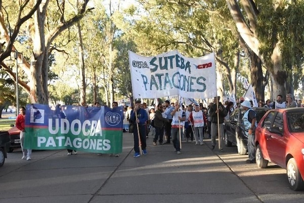 UDOCBA - Los docentes rechazan pago de aguinaldo en tramos