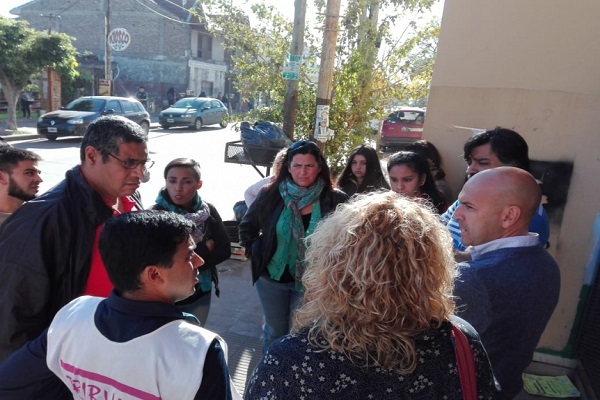 UDOCBA - UDOCBA Quilmes acompaña el reclamo de la Escuela Secundaria Nº 37 de Solano