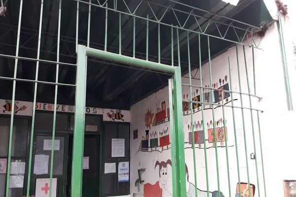 UDOCBA - Protesta contra Vidal y Garro por obras para el Jardín 912 de La Plata
